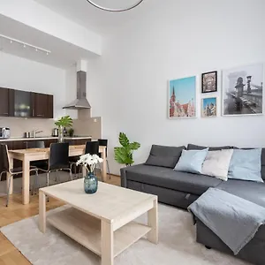  Apartment Ace Of Spades Gozsdu Hungary